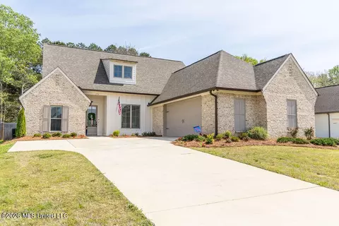 Exterior - 196 Sweetbriar Cir, Canton, MS 39046 photo 2 of 6