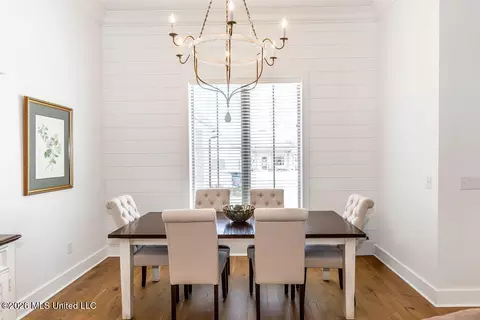 Dining - 196 Sweetbriar Cir, Canton, MS 39046 photo 2 of 3