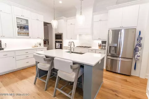 Kitchen - 196 Sweetbriar Cir, Canton, MS 39046 photo 5 of 7