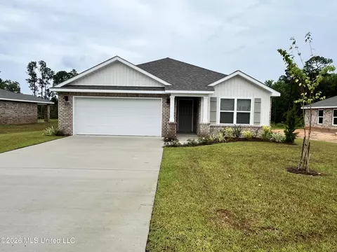17473 Inman Knoll Dr, Gulfport, MS 39503