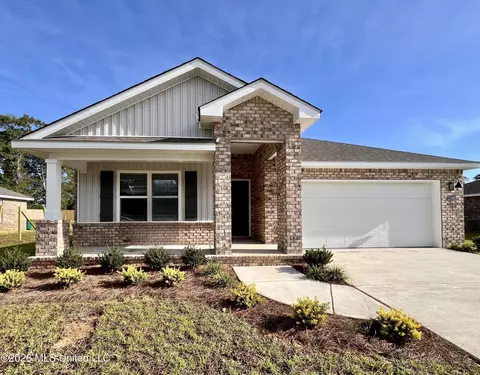 17486 Inman Knoll Dr, Gulfport, MS 39503