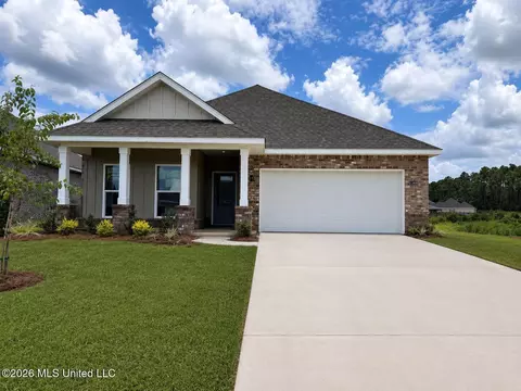 14148 Tern Blvd, Biloxi, MS 39532