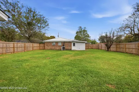 Exterior - 402 Eighth St, Long Beach, MS 39560 photo 3 of 7