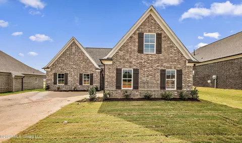 6359 Jameson Cv, Walls, MS 38680