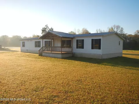 100 Rabbit Run Ln, Flora, MS 39071