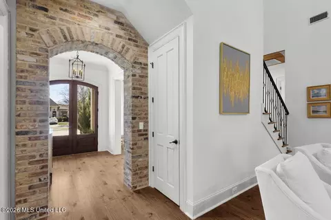 Entry Way - 112 Bristol Ln, Madison, MS 39110 photo 1 of 7