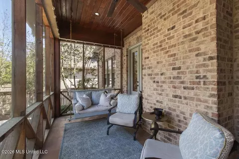 Exterior - 112 Bristol Ln, Madison, MS 39110 photo 2 of 6