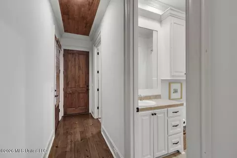 Entry Way - 112 Bristol Ln, Madison, MS 39110 photo 4 of 7