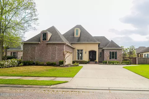 398 Goose Pointe Blvd, Biloxi, MS 39531