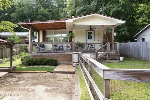 Exterior - 1294 Lakeview Dr, Ashland, MS 38603 photo 8 of 10