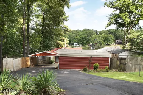 Exterior - 1294 Lakeview Dr, Ashland, MS 38603 photo 2 of 10