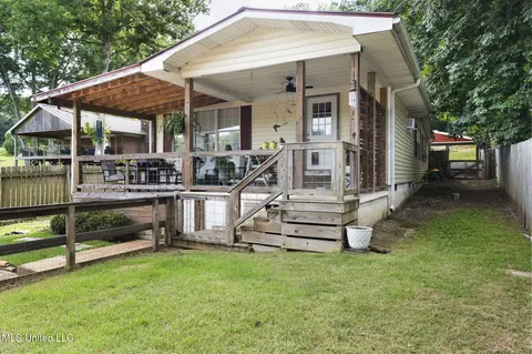 1294 Lakeview Dr, Ashland, MS 38603