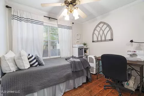 Bedroom - 1294 Lakeview Dr, Ashland, MS 38603 photo 3 of 4