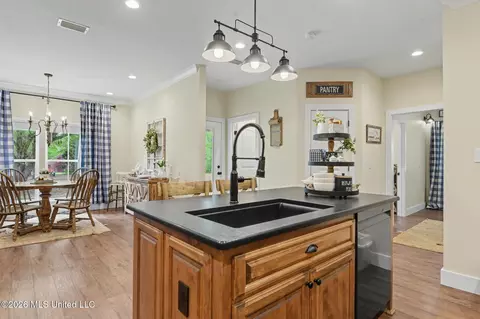 Kitchen - 107 Blue Lakes Dr, Lucedale, MS 39452 photo 3 of 4