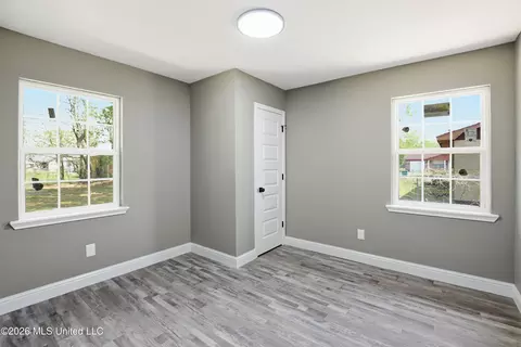 Bedroom - 5131 Jefferson Ave, Moss Point, MS 39563 photo 2 of 3