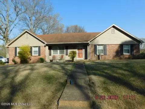 2224 Itasca Dr, Nesbit, MS 38651
