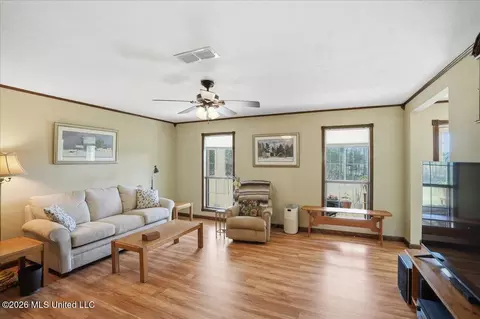 Living - 217 Malone Rd, Carthage, MS 39051 photo 3 of 3