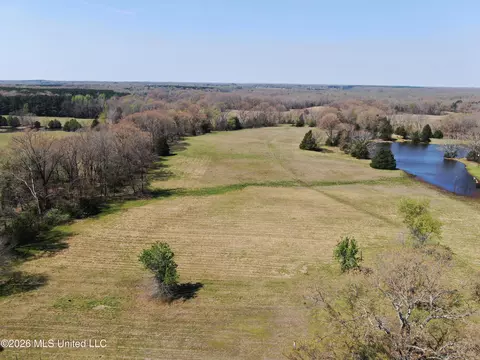 1800 Concord Rd, Lamar, MS 38642