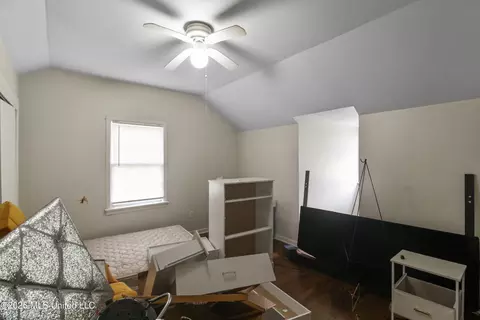 Bedroom - 408 Northside Cir, Jackson, MS 39206 photo 4 of 4