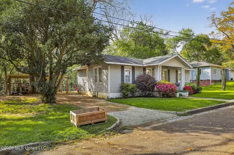 Exterior - 1231 Monroe St, Jackson, MS 39202 photo 2 of 7