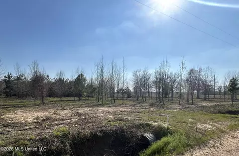 511 County Road 186, Greenwood, MS 38930