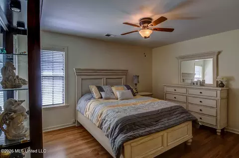 Bedroom - 2160 Taryn Ln, Nesbit, MS 38651 photo 3 of 4
