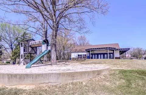 Exterior - 2160 Taryn Ln, Nesbit, MS 38651 photo 10 of 10