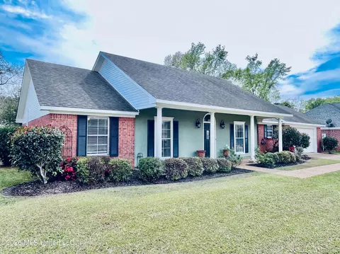 Exterior - 3018 Windwood Cir, Flowood, MS 39232 photo 4 of 8