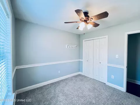 Bedroom - 3018 Windwood Cir, Flowood, MS 39232 photo 4 of 6