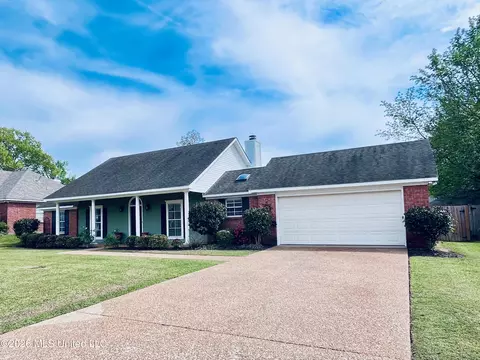 Exterior - 3018 Windwood Cir, Flowood, MS 39232 photo 2 of 8