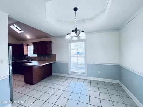 Dining - 3018 Windwood Cir, Flowood, MS 39232 photo 1 of 1