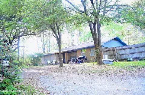 23339 Saucier Lizana Rd, Saucier, MS 39574