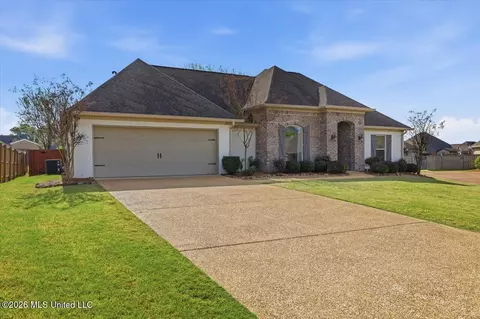 Exterior - 243 Tucker Dr, Brandon, MS 39042 photo 2 of 11