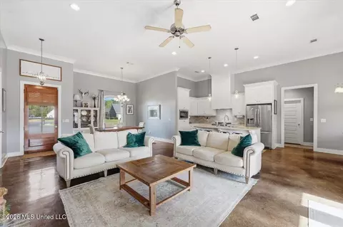 Entry Way - 243 Tucker Dr, Brandon, MS 39042 photo 1 of 1