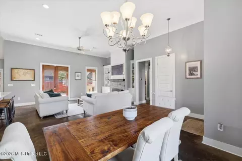 Dining - 243 Tucker Dr, Brandon, MS 39042 photo 3 of 3