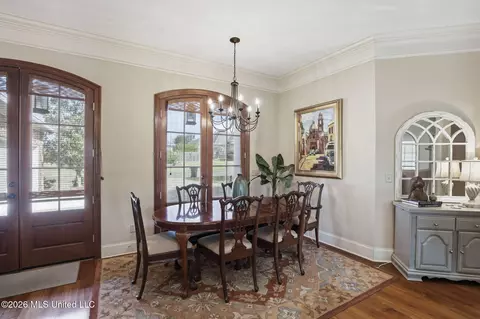 Dining - 563 Eastside Cv, Brandon, MS 39047 photo 2 of 4