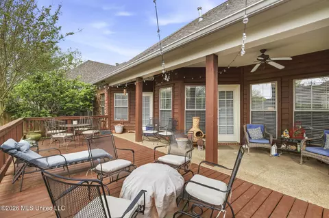 Exterior - 563 Eastside Cv, Brandon, MS 39047 photo 9 of 17