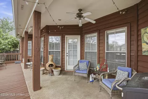 Exterior - 563 Eastside Cv, Brandon, MS 39047 photo 5 of 17
