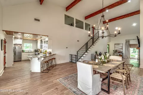 Dining - 12 Eagles Pt, Brandon, MS 39047 photo 5 of 5