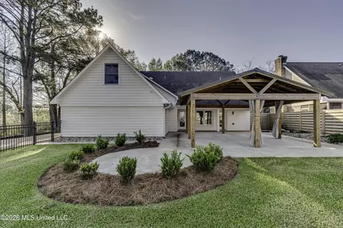 Exterior - 12 Eagles Pt, Brandon, MS 39047 photo 6 of 13