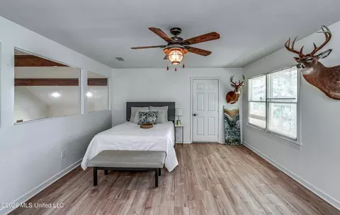 Bedroom - 12 Eagles Pt, Brandon, MS 39047 photo 11 of 11