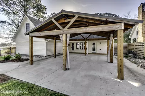 Exterior - 12 Eagles Pt, Brandon, MS 39047 photo 8 of 13