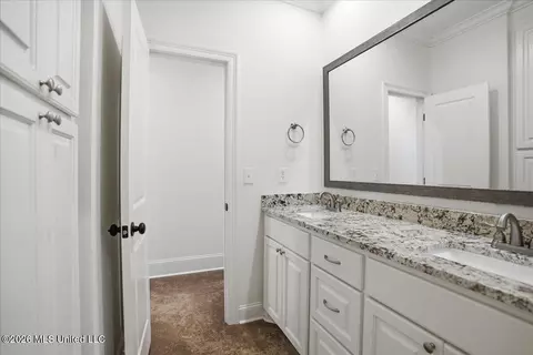 Entry Way - 607 Gloucester Way, Flowood, MS 39232 photo 2 of 3