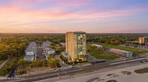 2060 Beach Blvd #204, Biloxi, MS 39531