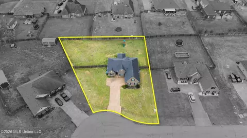 2065 Owl Wing Pl, Nesbit, MS 38651
