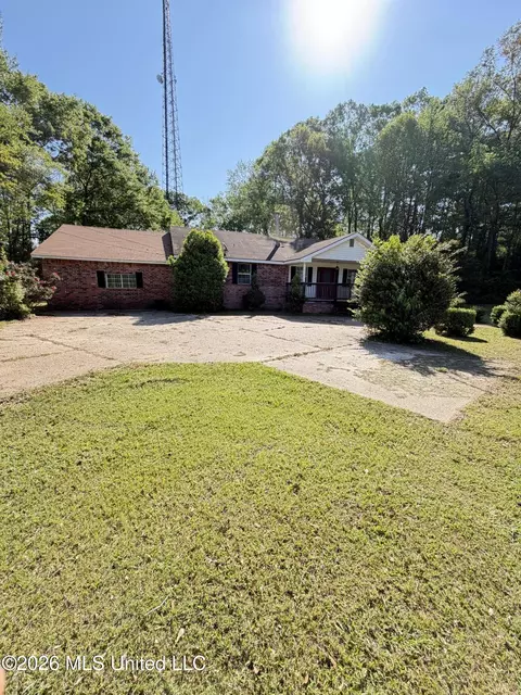 730 Vogel St, Mccomb, MS 39648