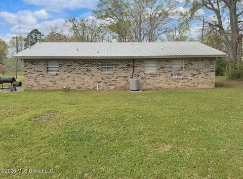 Other - 205 Summers St, Walnut Grove, MS 39189 photo 4 of 8