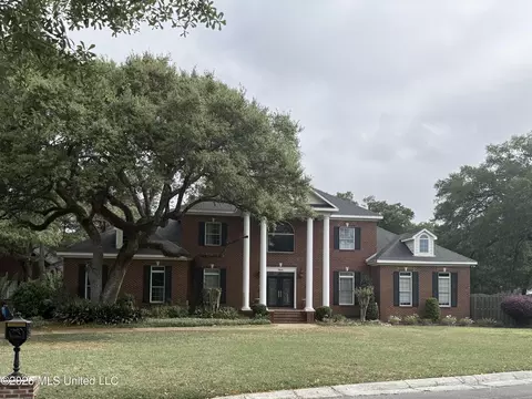 3510 Montgomery Ln, Pascagoula, MS 39567