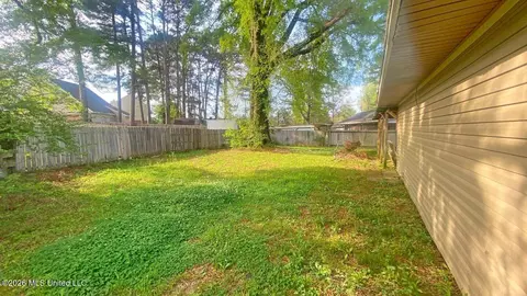Exterior - 102 Channel Ln, Madison, MS 39110 photo 1 of 2