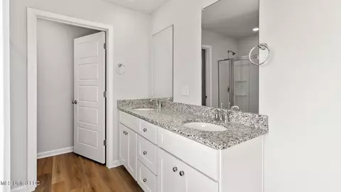 Entry Way - 9380 Reserve Blvd, Biloxi, MS 39532 photo 5 of 6